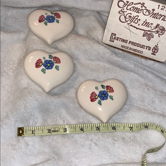 Vintage Home Interiors 3 Ceramic Hearts w/flowers - Picture 12 of 12